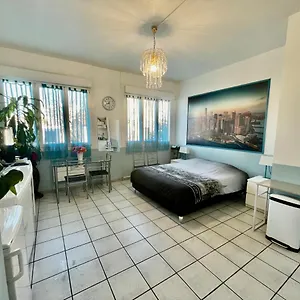 https://studio-double-lit-simple.hotels-rhonealpes.com